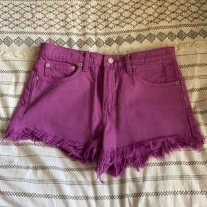 NWT LUCKY BRAND JEAN SHORT MID RISE CUT OFF 6 28 WAIST MAGENTA